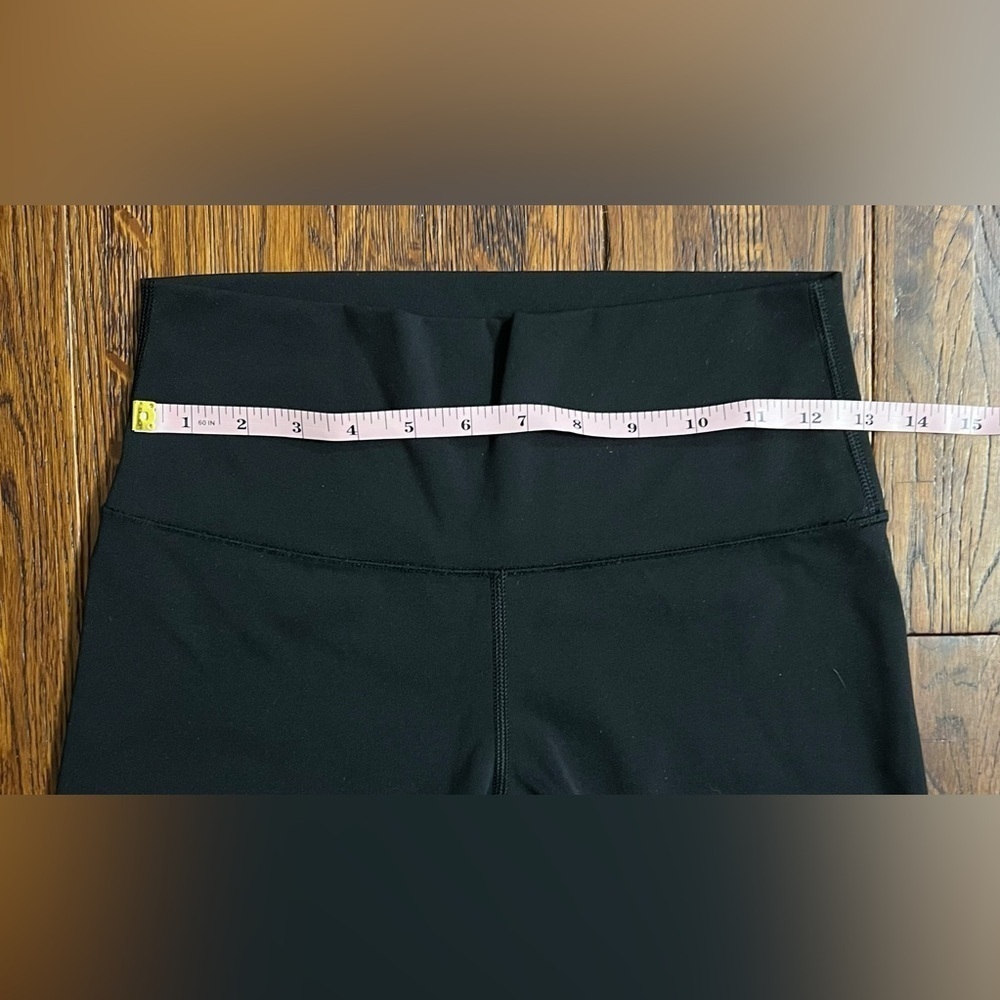 LULULEMON Wunder Under Crop High Rise Full-On Luxtreme in Black Size 6 - Picture 7 of 9